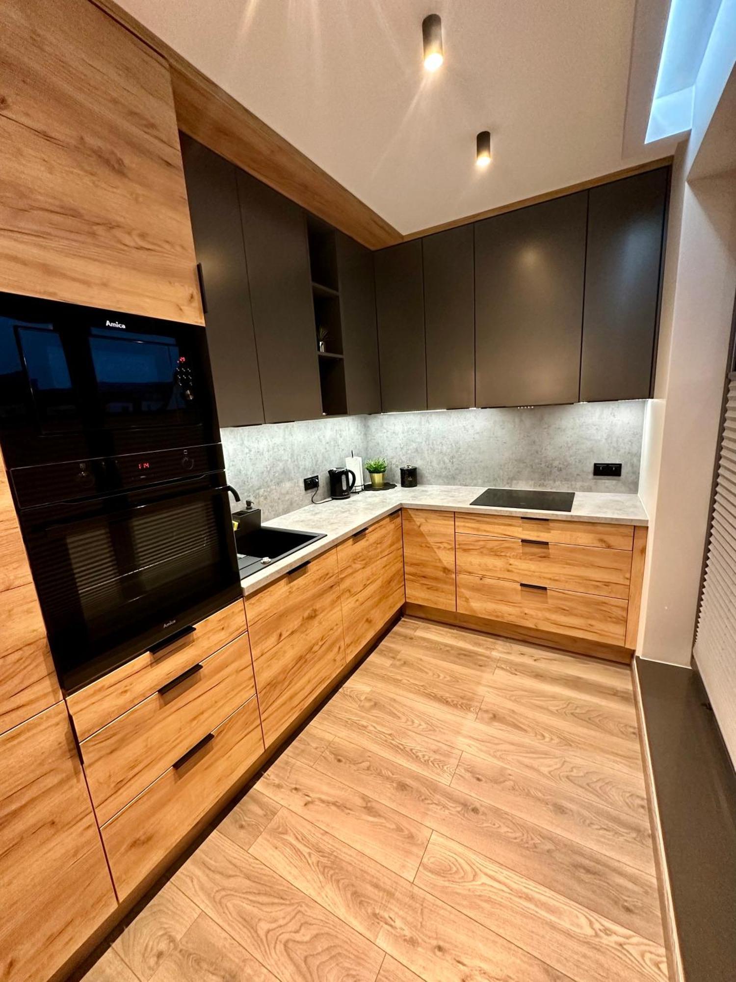 Beautiful And Modern Apartment- Garage- Wislane Tarasy Krasków Exterior foto