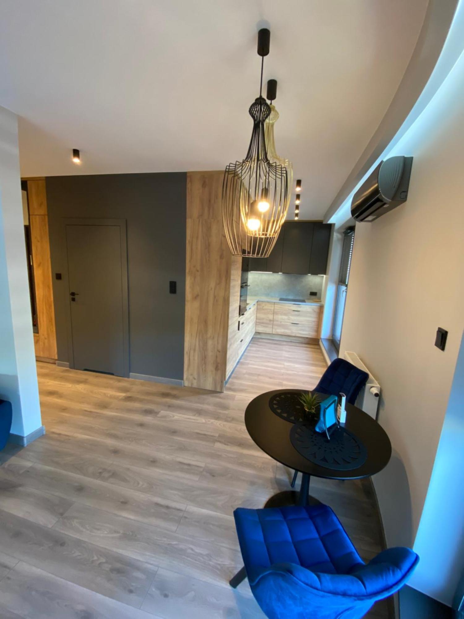 Beautiful And Modern Apartment- Garage- Wislane Tarasy Krasków Exterior foto